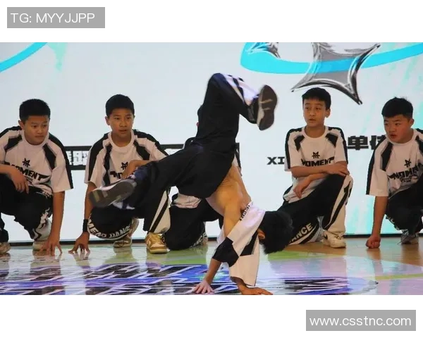 西安街舞队的速度与激情探索街舞文化的魅力与发展 西安街舞队的速度与激情探索街舞文化的魅力与发展