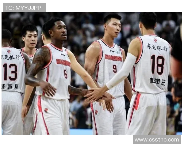 深入分析深圳篮球队独特进攻策略与战术特点的全面解读